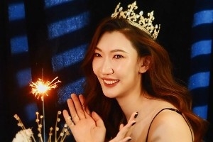 27岁了！韩旭晒多张生日美照庆生 球场之外也有仪式感
